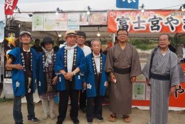 静岡県の前会長と京都副知事と一緒に記念撮影です。